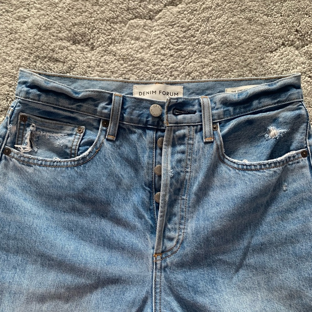 Denim Forum 26 The Joni High Rise Loose from Aritzia, distressed knees - Picture 3 of 4